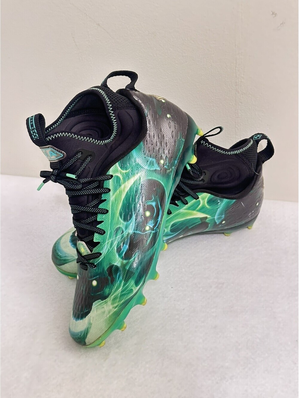 Under Armour Blur Smoke MC LE SKL Football Cleats Slime Green Size 11